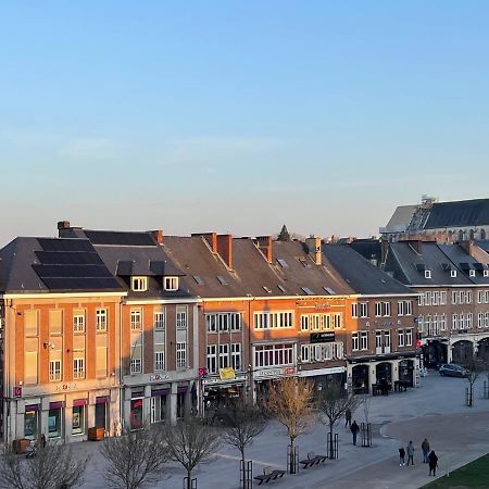 Peter House Panzió Nivelles Kültér fotó