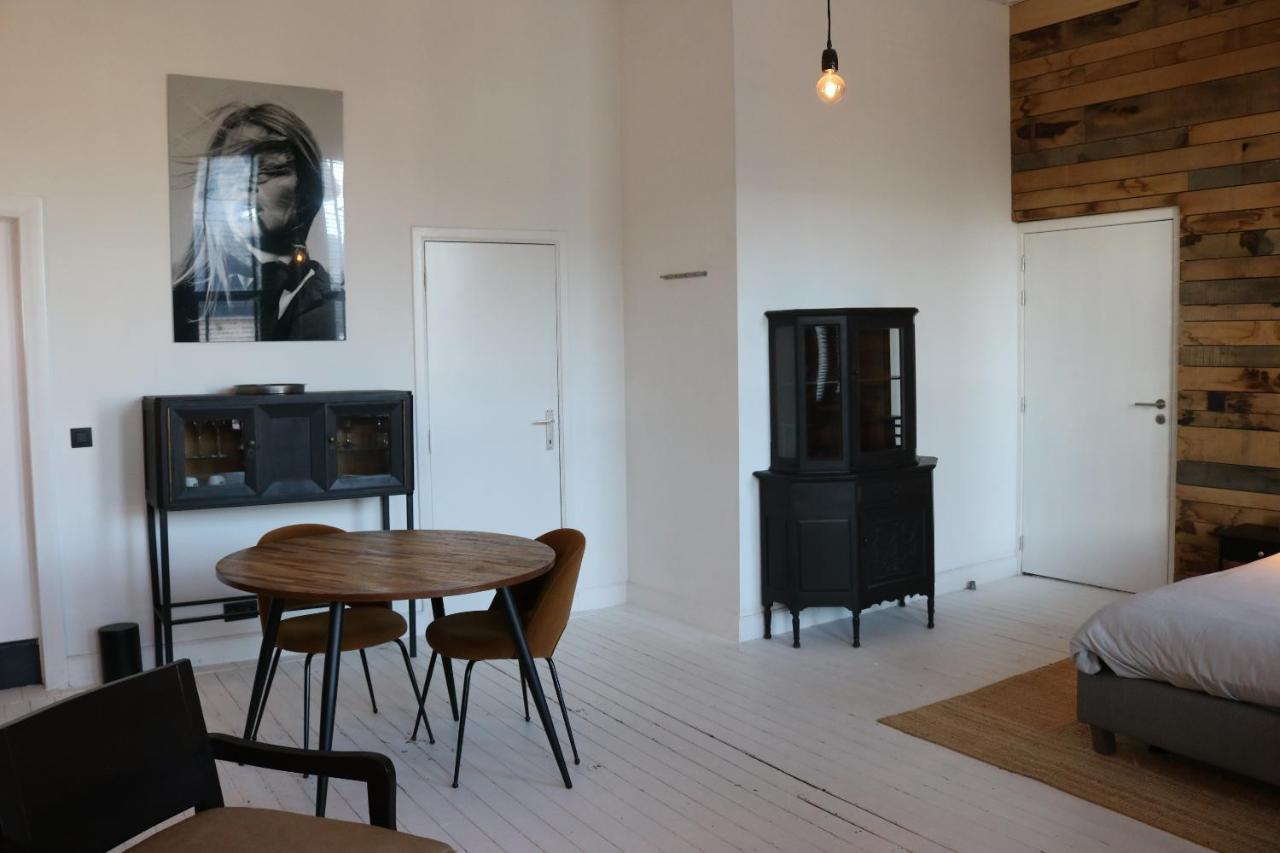 Peter House Panzió Nivelles Kültér fotó